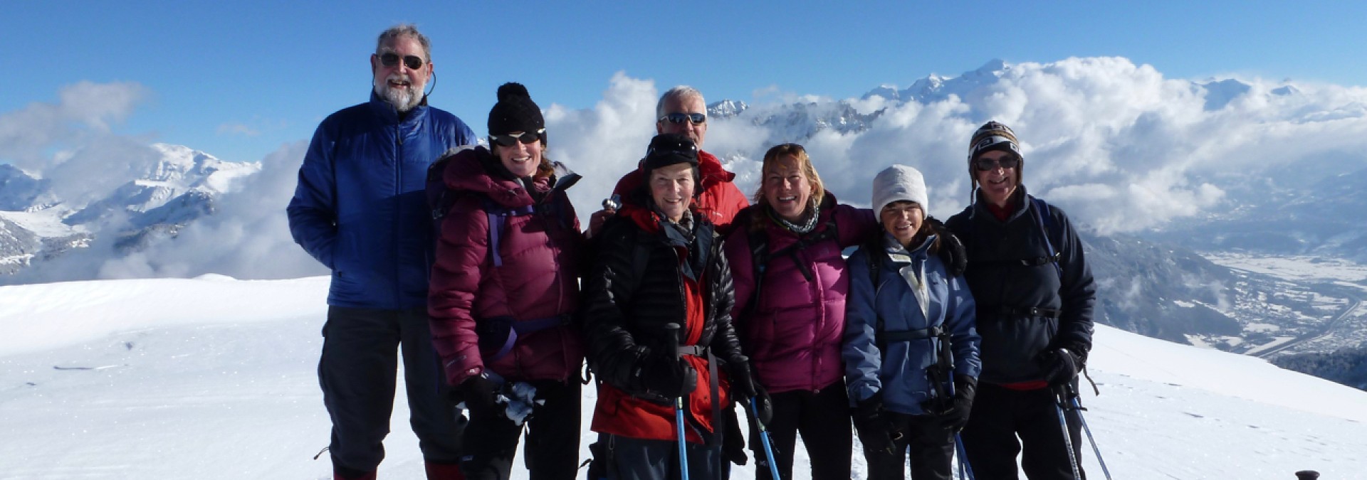 Snowshoe Summits in Samoêns