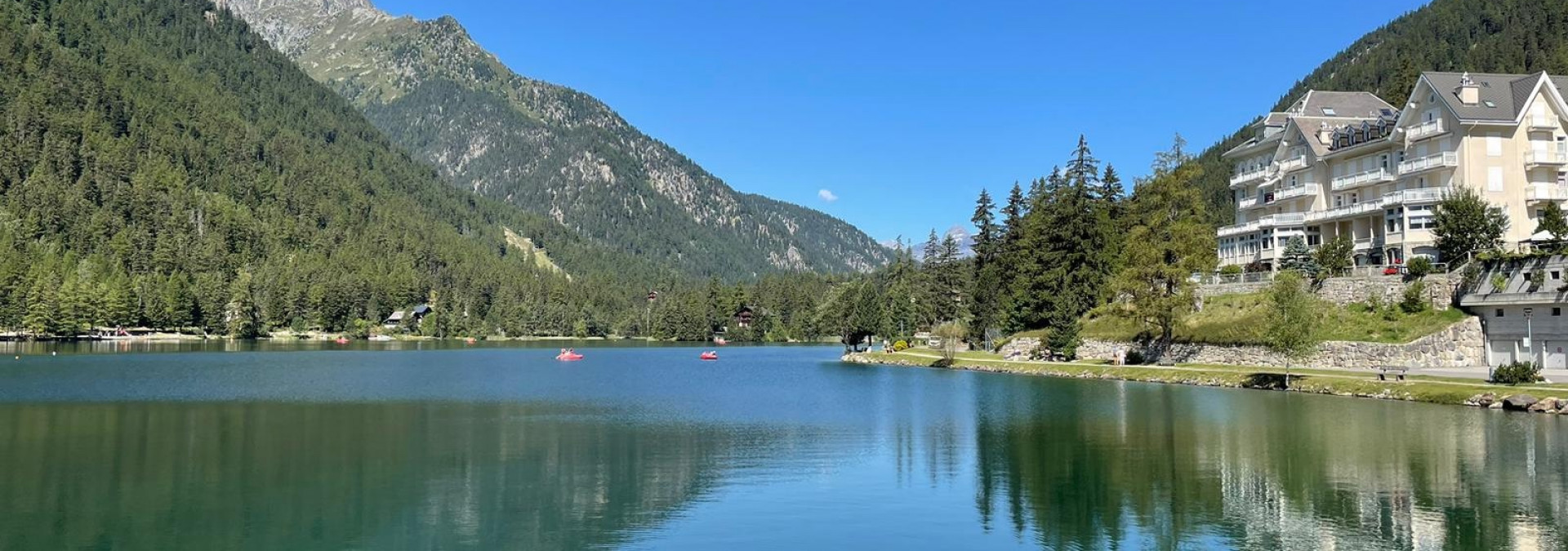 Lake view on trail running camp 