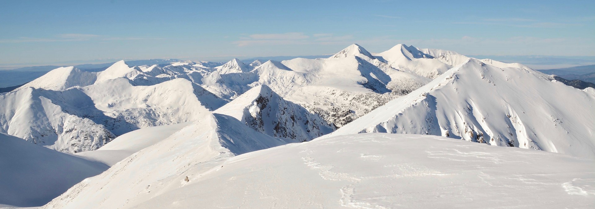 Snowshoe Tour of Bulgaria