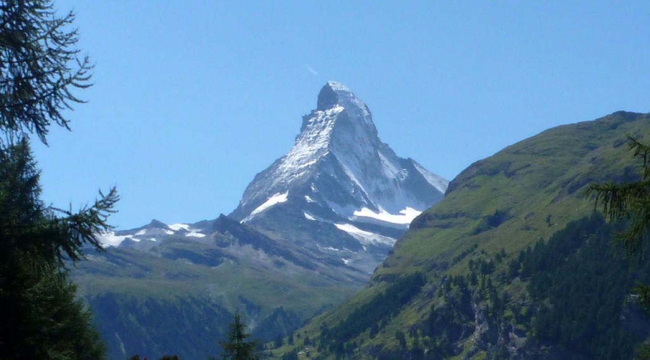 The iconic Swiss view of the Matterhorn.