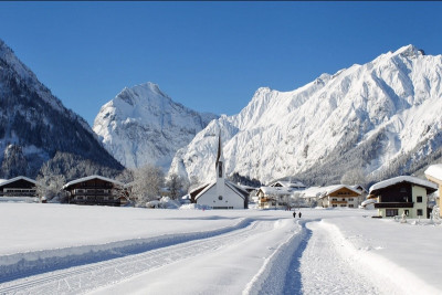 Pertisau village 